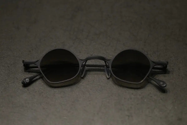 Rigards Copper Titanium Hand-polished Shaped Frame Eyeglasses RG1923CU Series RG-RG1923CU-HEI Black